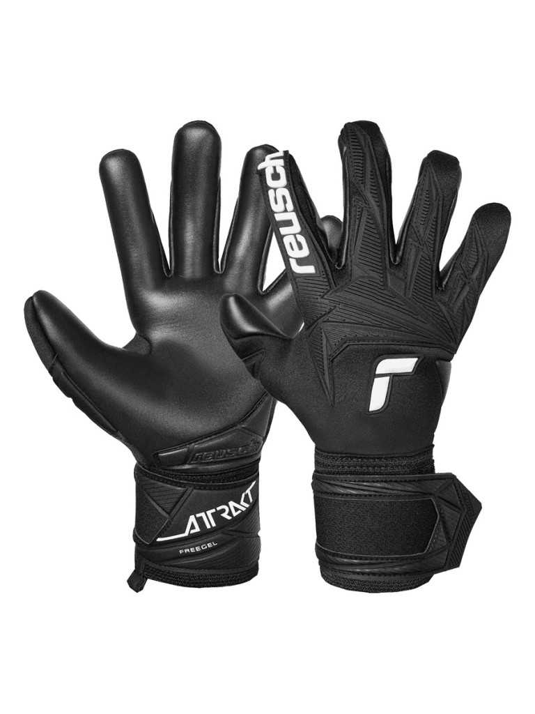 Reusch Attrakt Freegel Infinity 2026 Goalkeeper Gloves - Black
