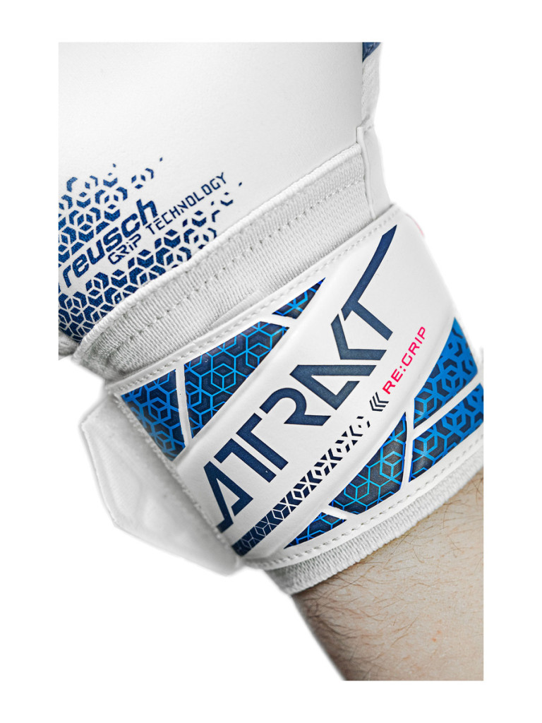 Вратарски ръкавици Reusch Attrakt RE:GRIP NC 2025 - Blue-Pink-White
